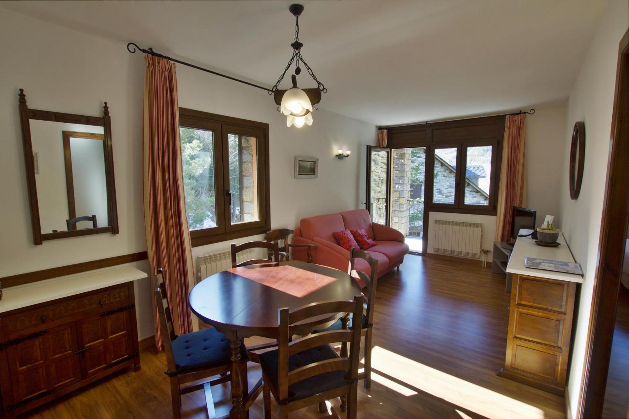 Apartaments La Peguera Bohí Kültér fotó