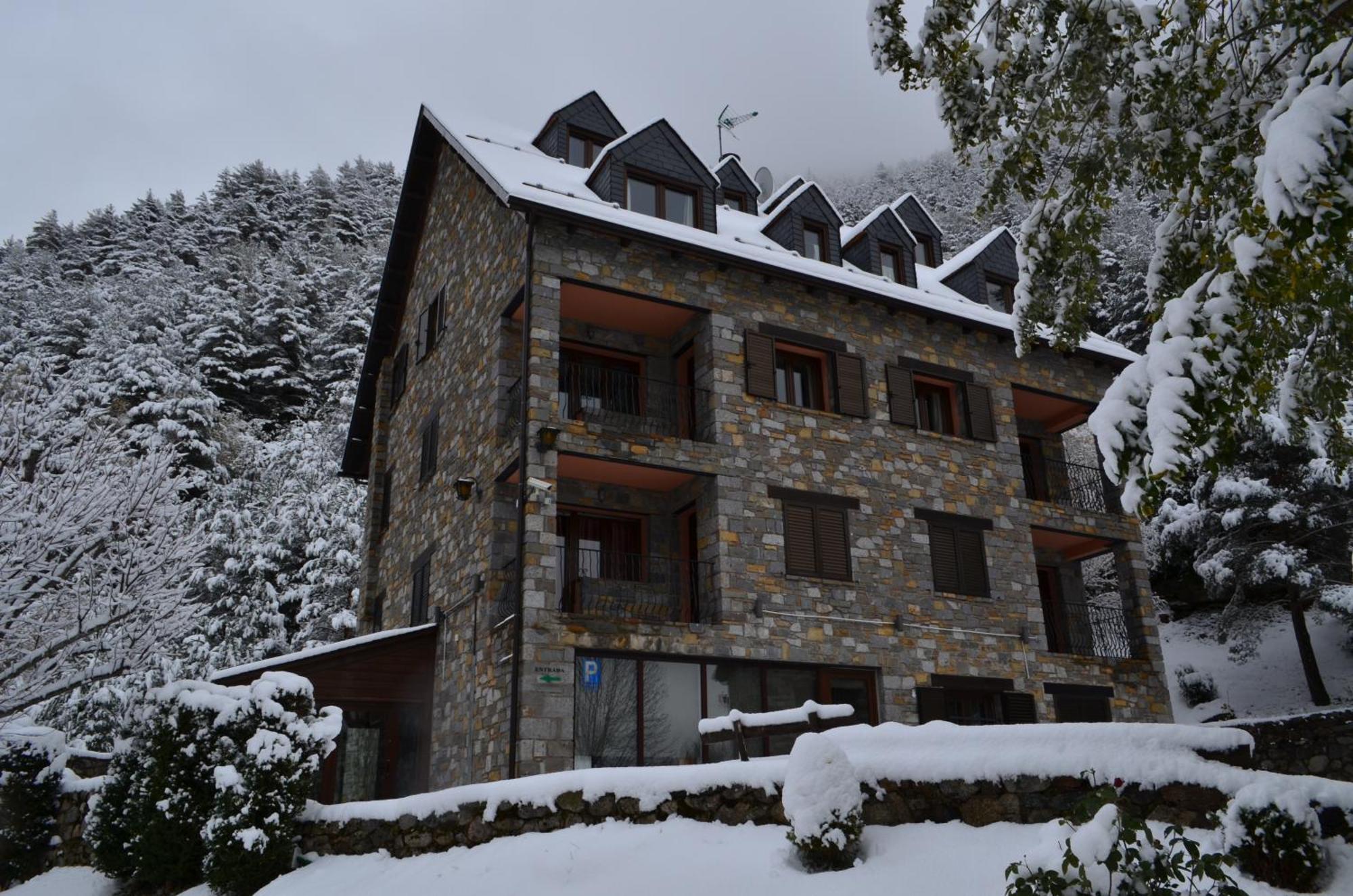 Apartaments La Peguera Bohí Kültér fotó
